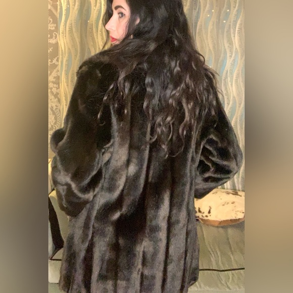 Luxurious Vintage 60s-70s Mincara Black/Brown Faux Fur Coat - Picture 9 of 16